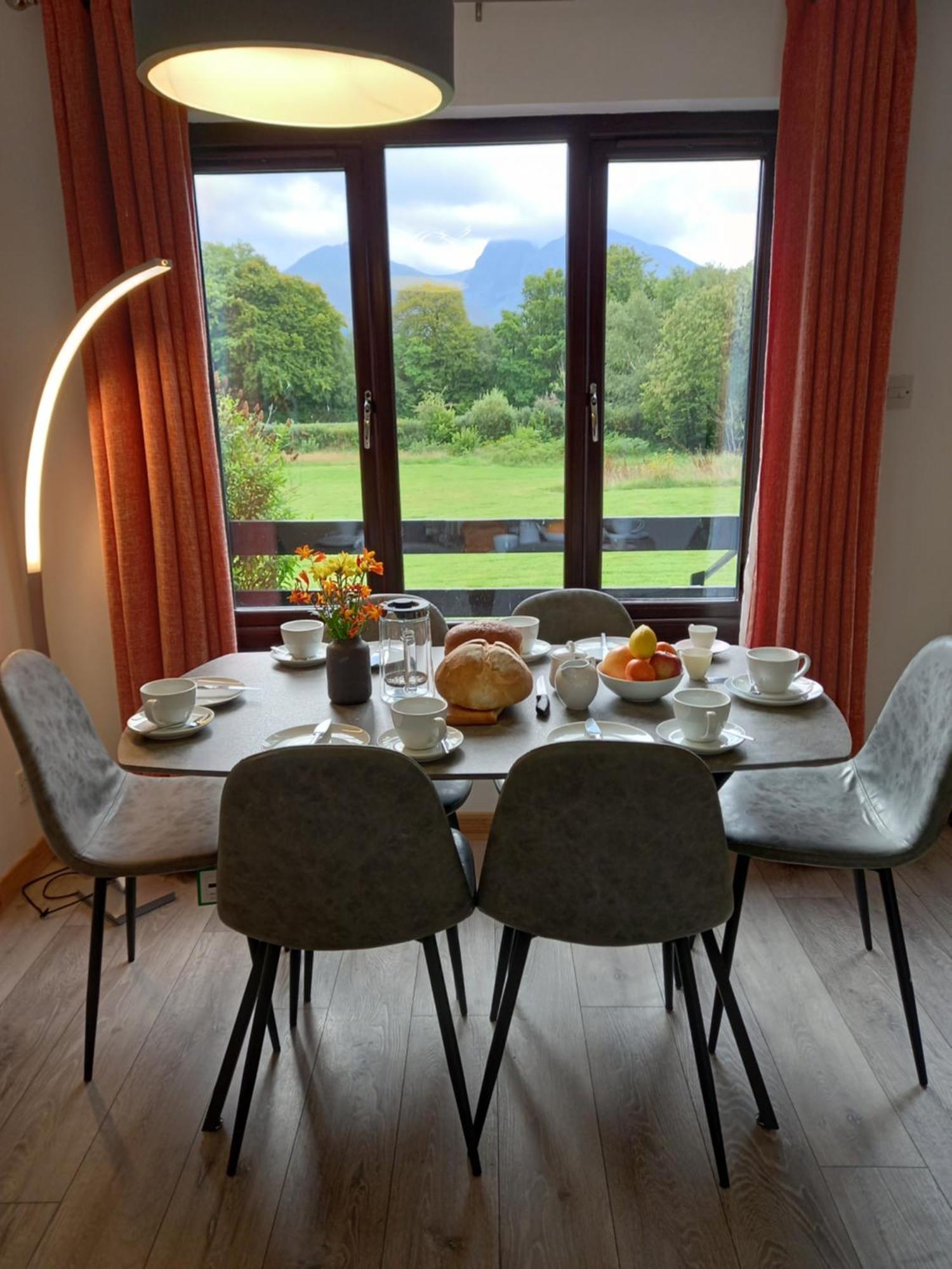 Hawthorn Lodge Fort William Extérieur photo